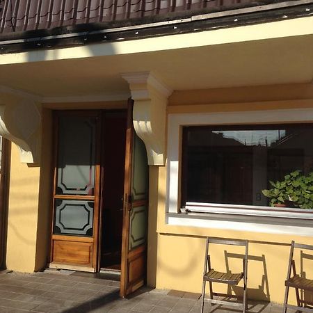 Brutarilor Guest House Cluj-Napoca Esterno foto